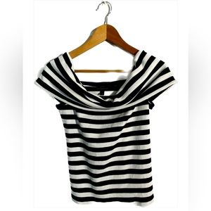 Banana Republic Off the shoulder striped top Size L